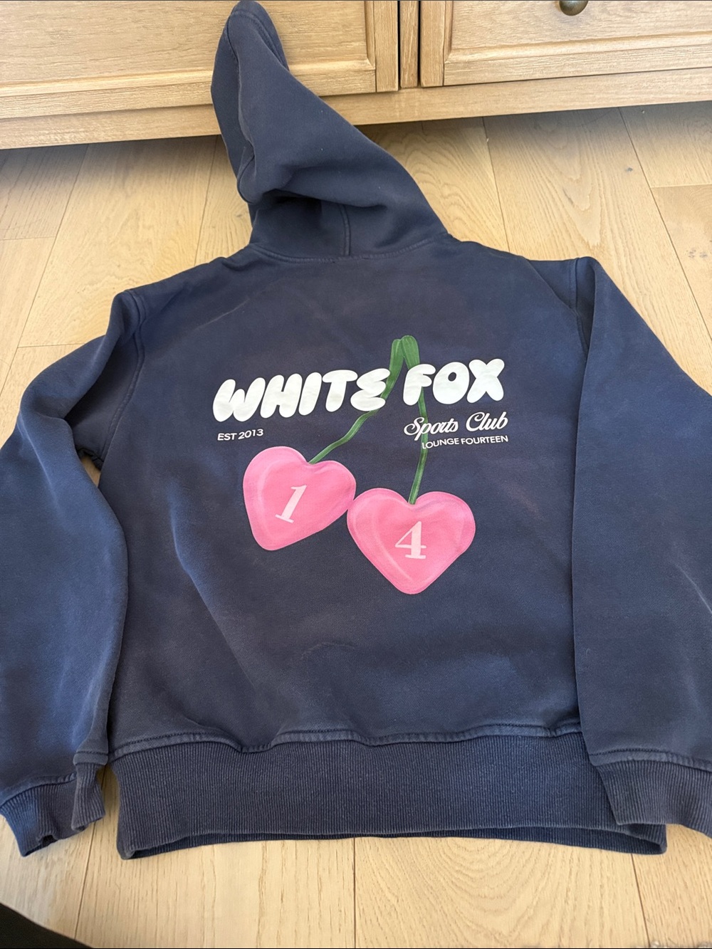 White fox hoodie xs/ xxs